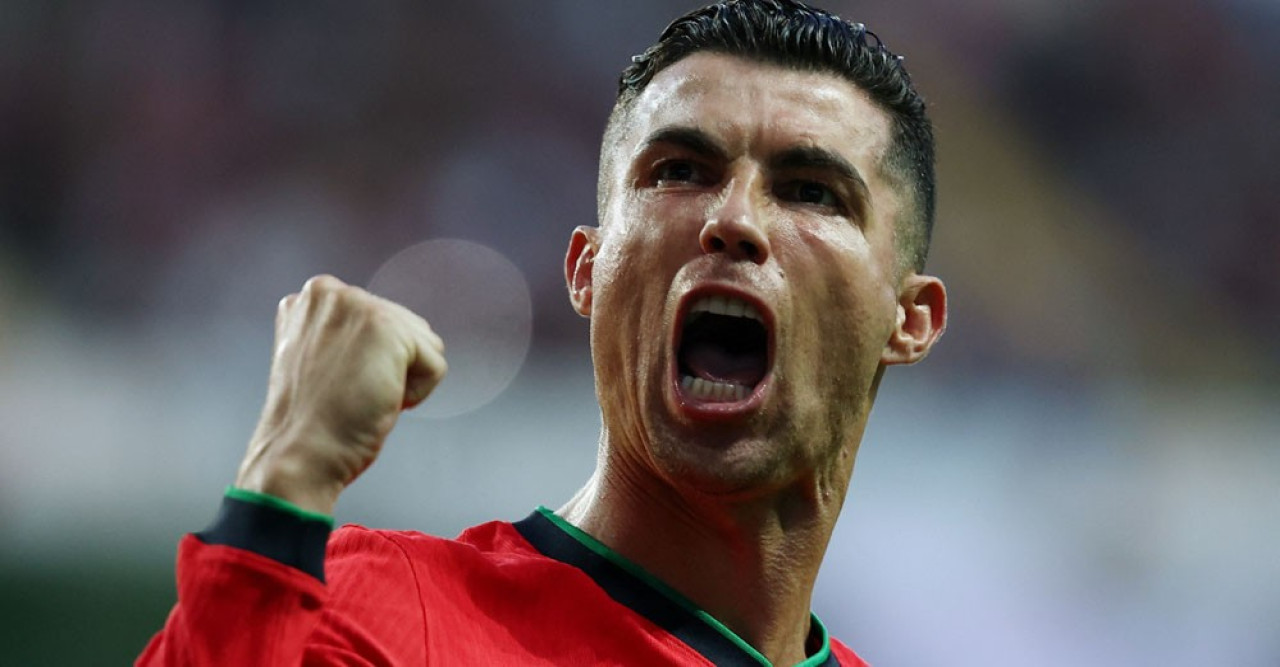 রোনালদোর জোড়া গোলে প্রস্তুতি সারলো পর্তুগাল