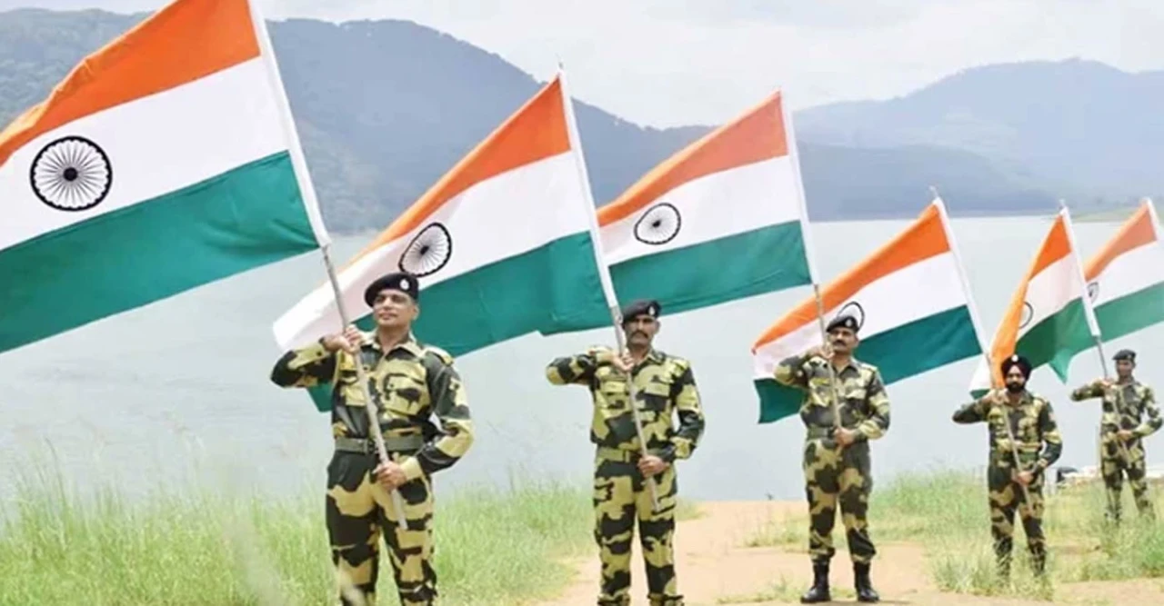 বাংলাদেশ সীমান্তে বিএসএফের ‘অপারেশন অ্যালার্ট’, স্বাধীনতা দিবস ঘিরে কড়া নজরদারি ও বাড়তি নিরাপত্তা ব্যবস্থা