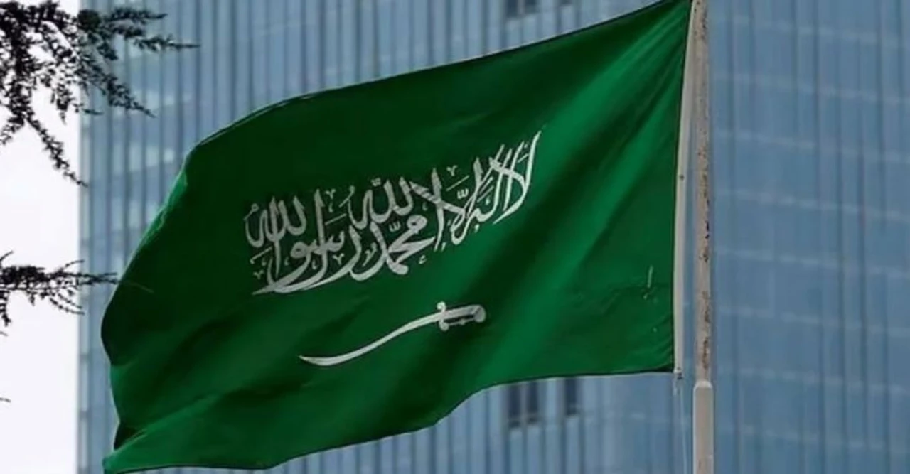 মরুভূমি ঢাকবে সবুজে! রিয়াদ থেকে মক্কা পর্যন্ত সৌদি আরবের কৃত্রিম বৃষ্টির মহাপরিকল্পনা 