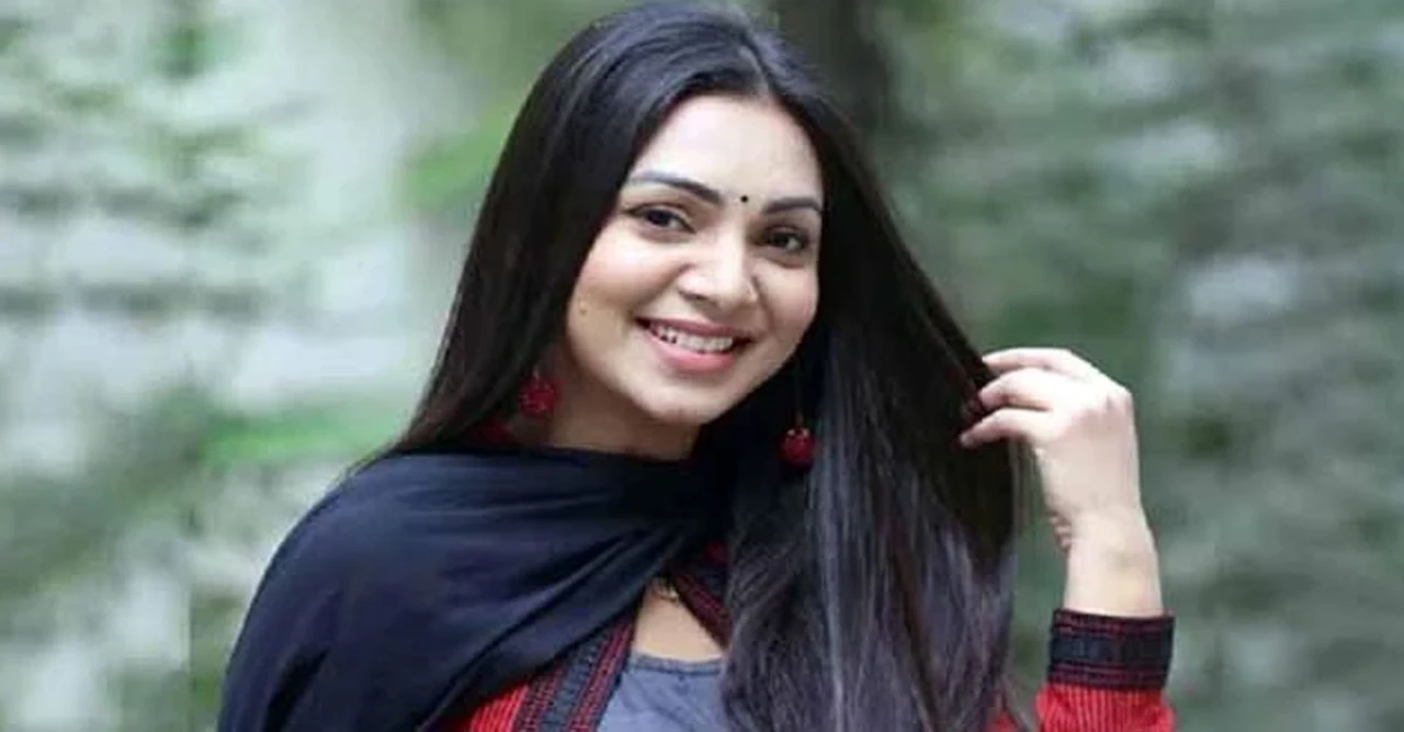 অবশেষে বড় পর্দায় প্রভা! দুই দশকের অভিনয় জীবনে প্রথম সিনেমা অভিষেক