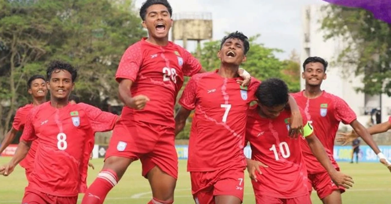 পাকিস্তানকে ২-০ গোলে হারিয়ে সাফ অনূর্ধ্ব-১৭ চ্যাম্পিয়নশিপে ফাইনালে বাংলাদেশ