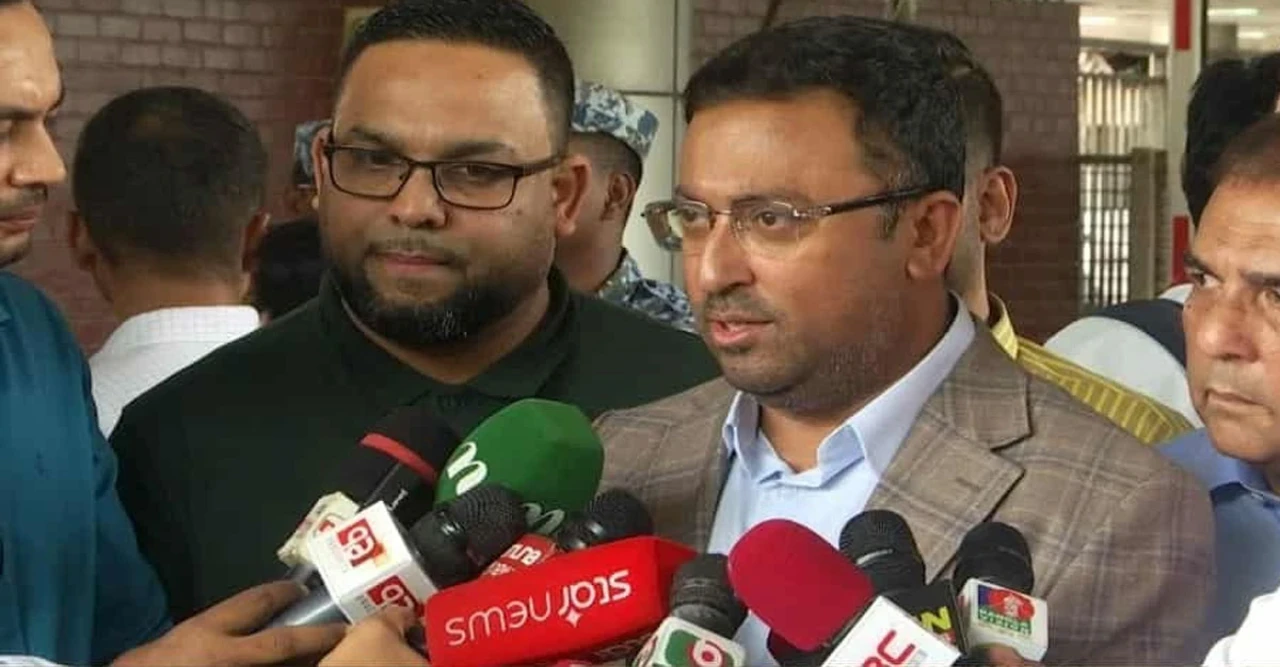 তারেক রহমান শিগগিরই দেশে ফিরছেন, কোনো শঙ্কা নেই, বলেছেন হুমায়ুন কবীর