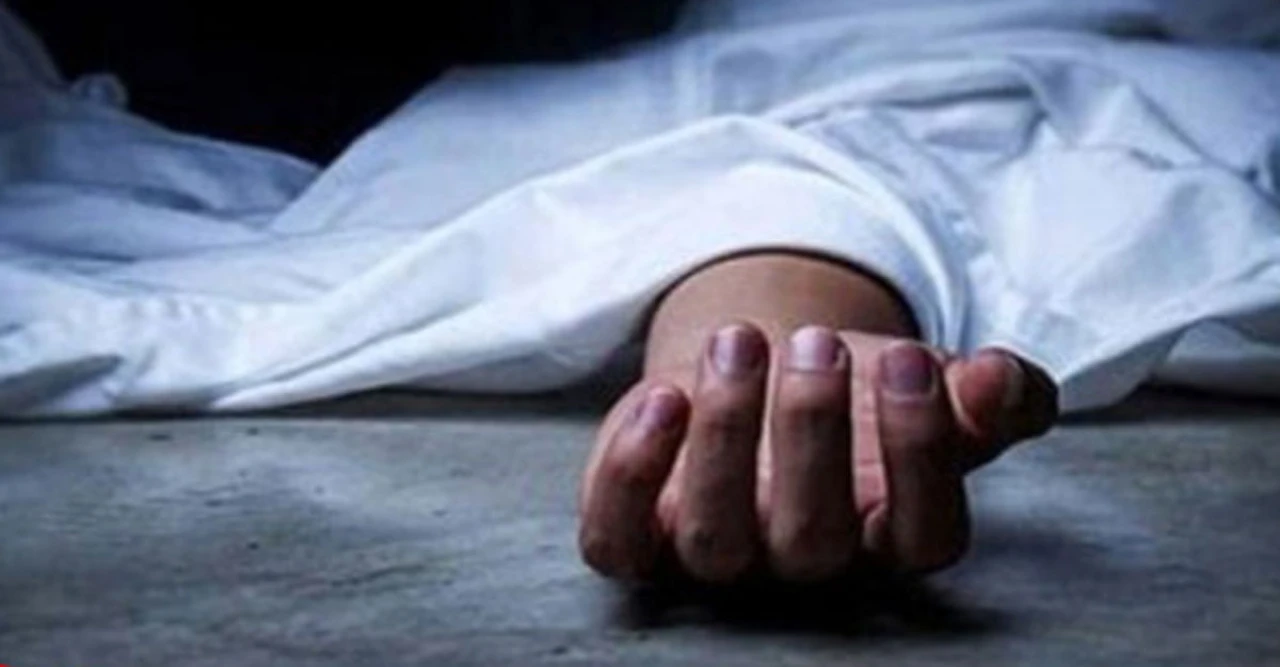 পশ্চিমবঙ্গে এসআইআর আতঙ্কে তিনদিনে দুইজনের মৃত্যু, ভোটার তালিকার নাম ভিন্নতার কারণে আতঙ্ক