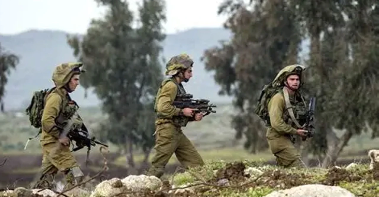 লেবাননে ইসরাইলি সেনার হামলা, নিহত পৌরকর্মী! প্রেসিডেন্টের নির্দেশে সেনা মোতায়েন, উত্তপ্ত সীমান্ত