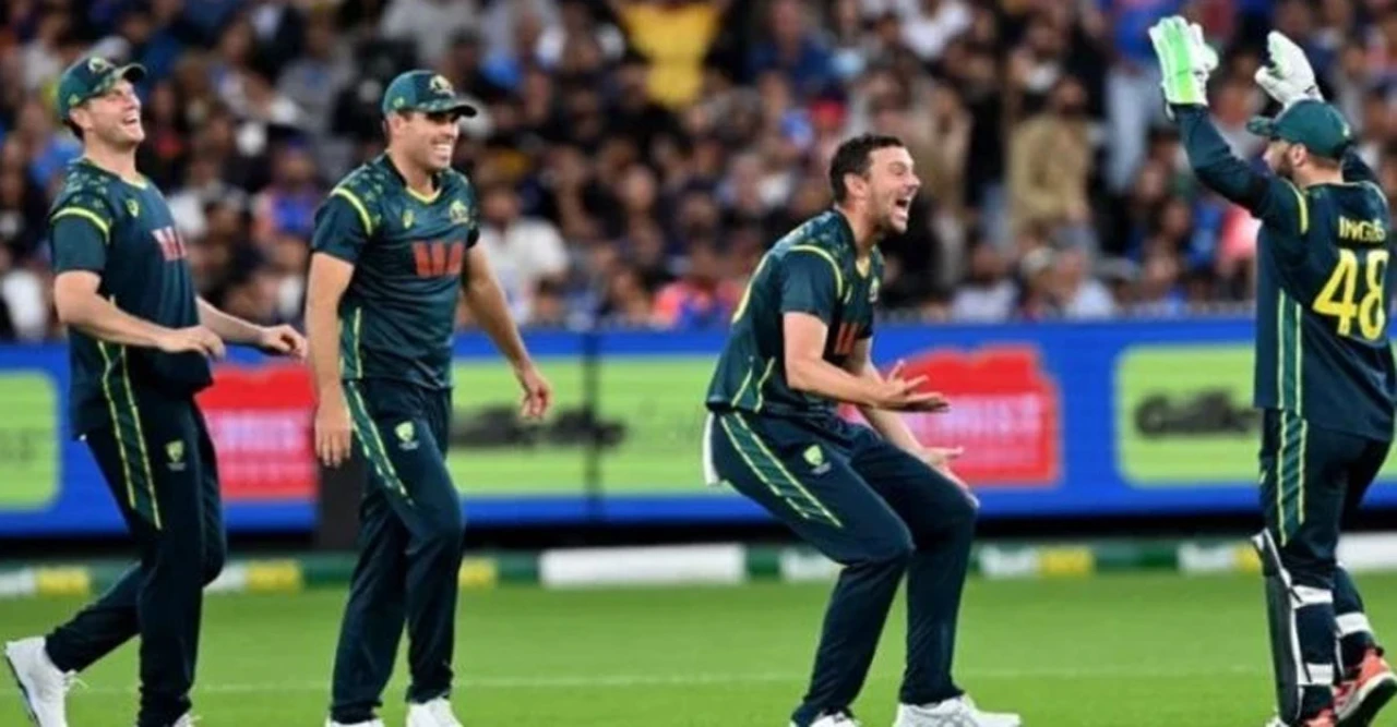 ভারতকে উড়িয়ে অস্ট্রেলিয়ার ২-০ লিড: অভিষেকের লড়াই বৃথা, সিরিজে ঝড়!