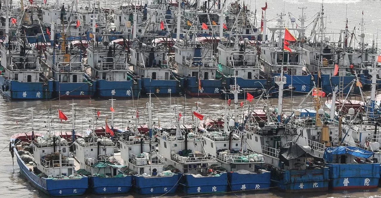 মাছ ধরার নৌকার আড়ালে চীনের গোপন সামরিক অভিযান! তাইওয়ান প্রণালীতে 'গ্রে-জোন' কৌশল