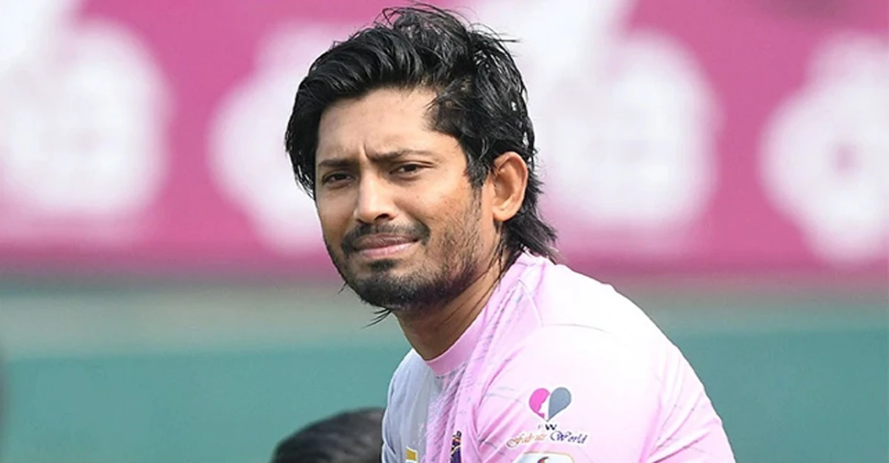 বিপিএল নিলামে বাদ পড়ে এনামুল বিজয়ের ক্ষোভ: "প্রমাণ ছাড়া অপমান মেনে নেব না!"
