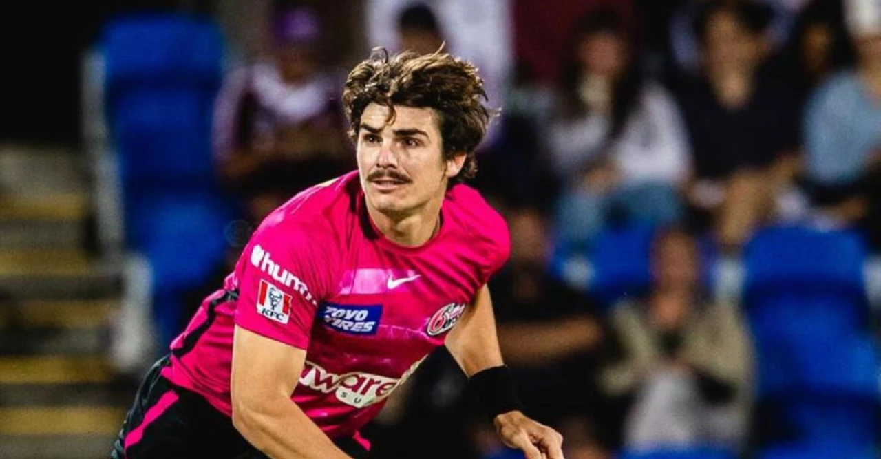 BBL শুরুর আগেই ধাক্কা! চোটে ছিটকে গেলেন সিক্সার্সের ইতিহাসসেরা উইকেটশিকারি শন অ্যাবট