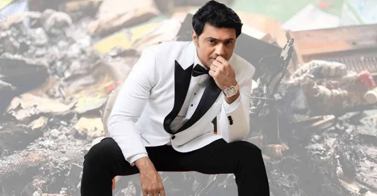 বাংলাদেশ পরিস্থিতি নিয়ে মুখ খুললেন দেব, যুদ্ধ নয় শান্তির পক্ষে প্রার্থনার বার্তা টলিউড তারকার