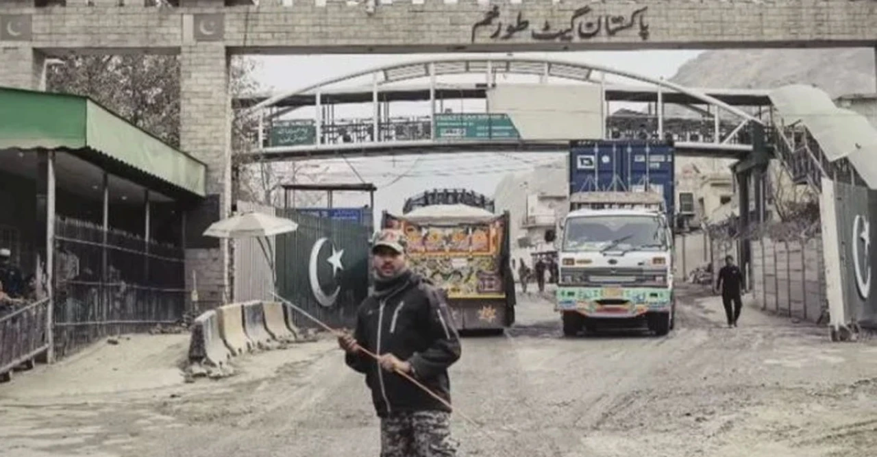 সীমান্ত যুদ্ধের পরও পাকিস্তানের বড় মন! আফগানিস্তানে ঢুকবে জাতিসংঘের ত্রাণ