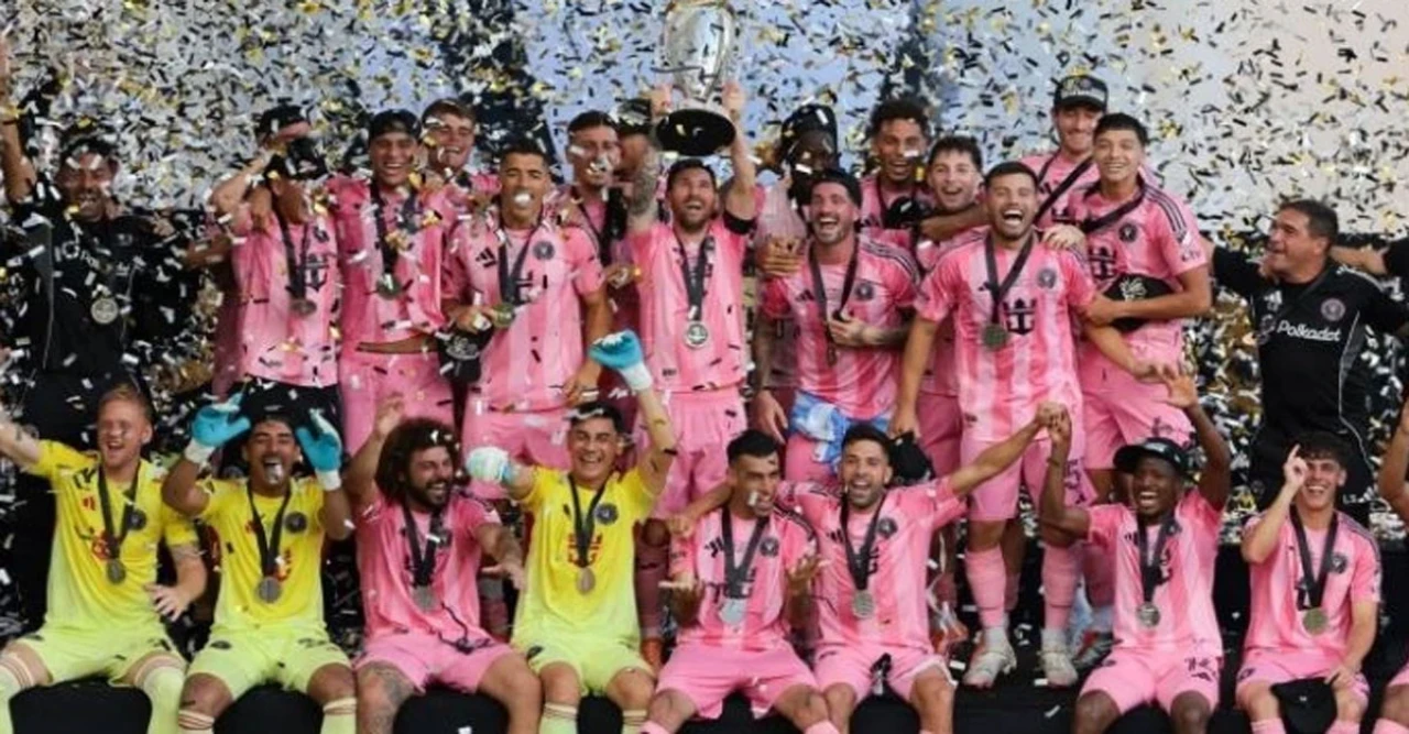 মেসি ম্যাজিকে ইন্টার মায়ামির প্রথম এমএলএস কাপ! ভ্যাংকুভারকে উড়িয়ে ইতিহাস গড়ল