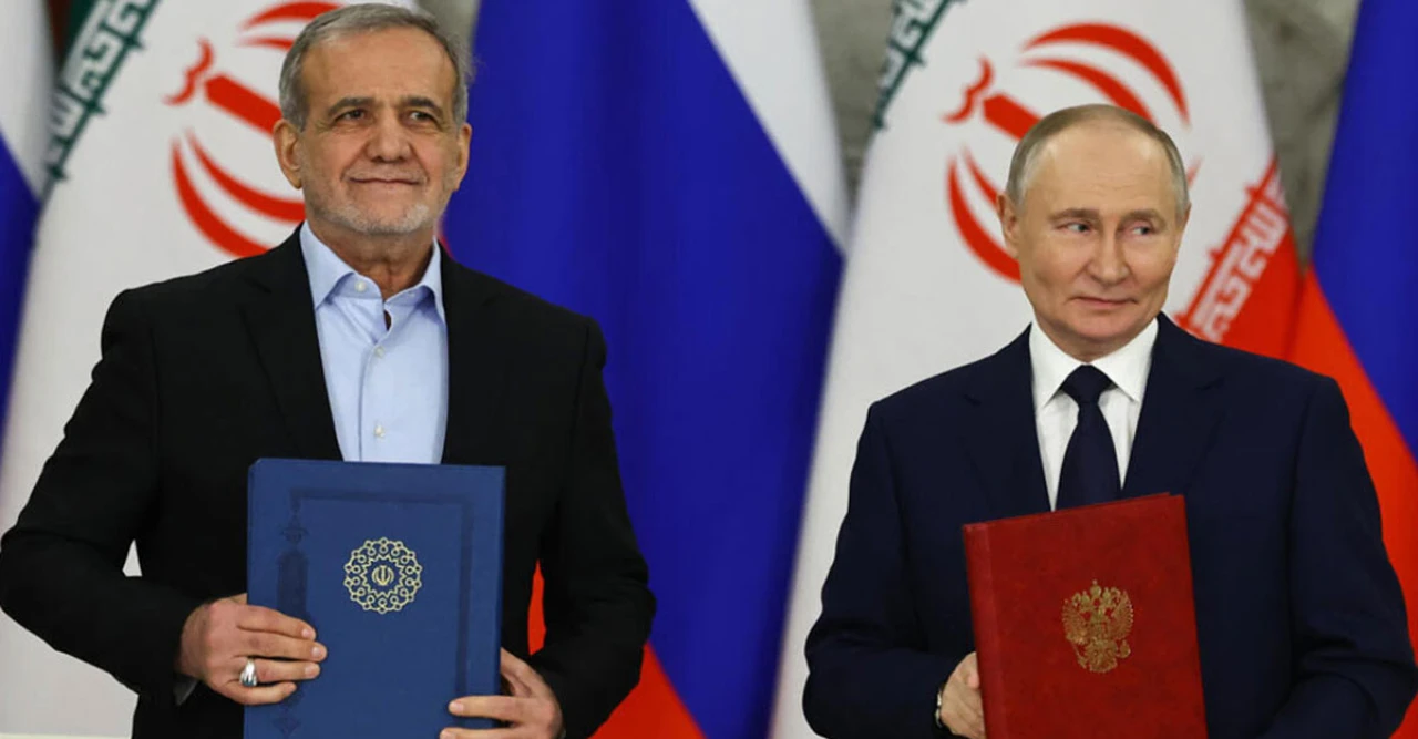 মার্কিন শুল্কবৃদ্ধিকে চ্যালেঞ্জ! ইরানের সঙ্গে বাণিজ্য চুক্তি বহাল রাখার ঘোষণা রাশিয়ার