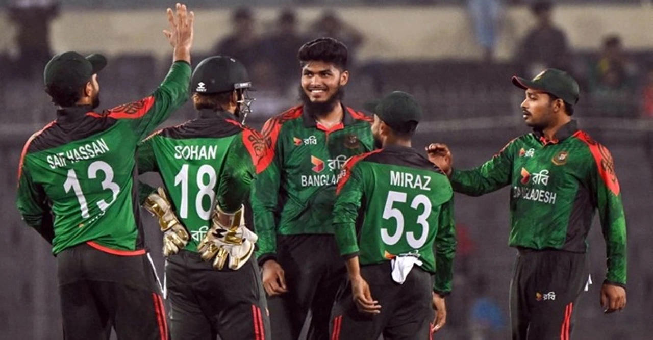 বিশ্বকাপে না খেললে কত কোটি টাকা হারাতে পারে বাংলাদেশ? বিসিবির সামনে বড় আর্থিক দুশ্চিন্তা