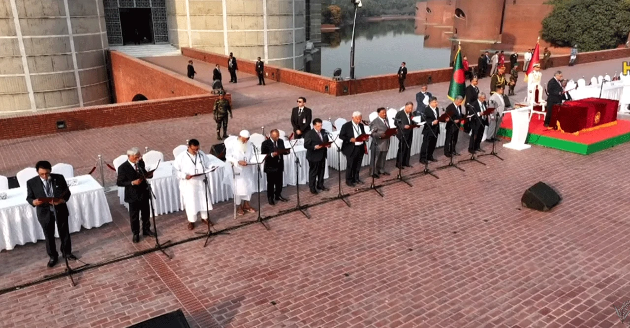 কার হাতে কোন মন্ত্রণালয়? বিএনপির তালিকা প্রকাশে চমক আর চর্চা তুঙ্গে আজ