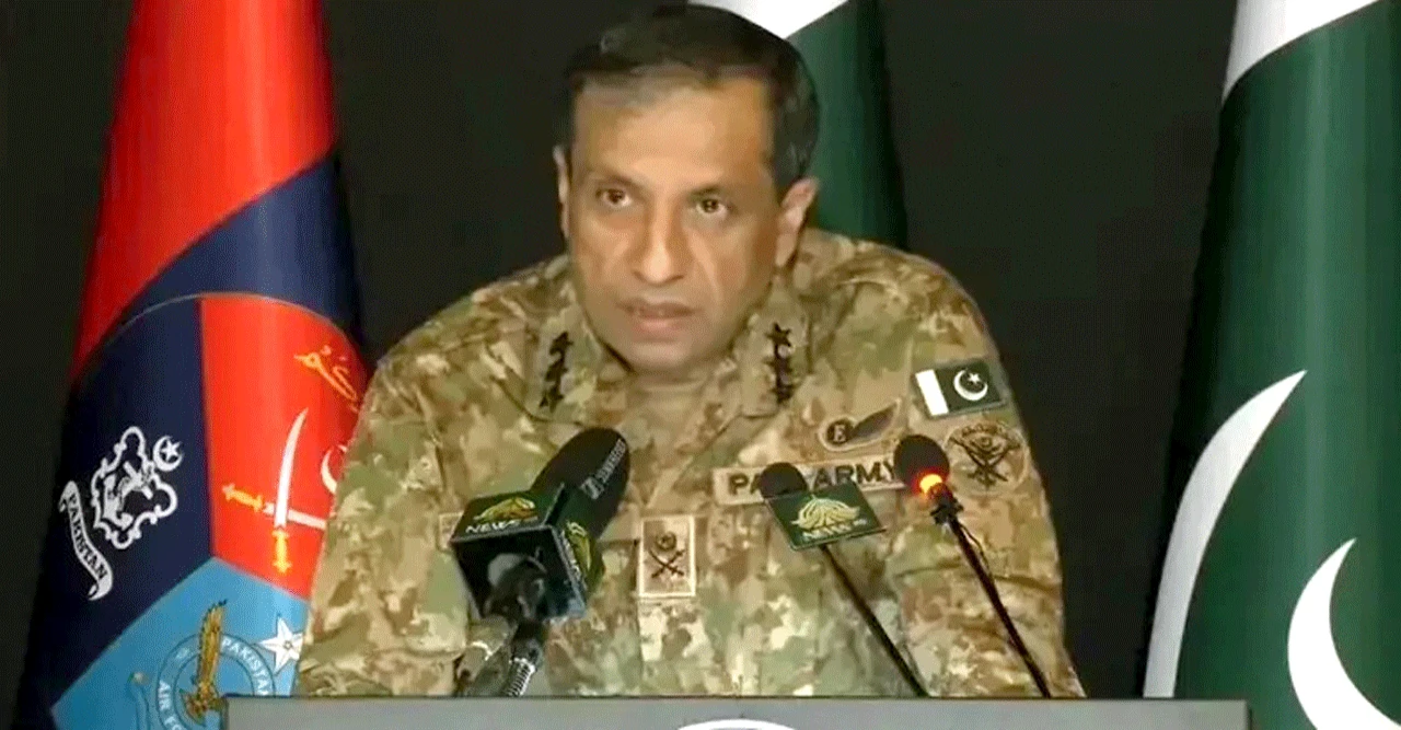 সীমান্তে রক্তক্ষয়ী সংঘর্ষ, ২৭৪ বনাম ৫৫—কার দাবি সত্য?