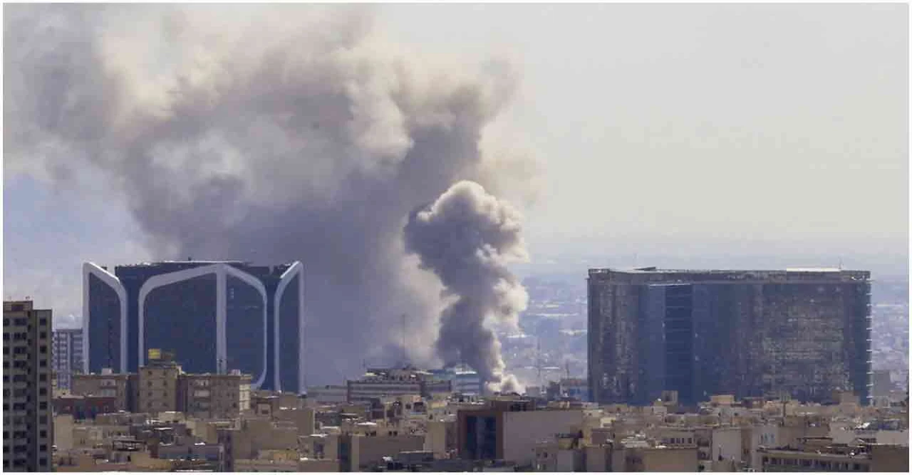 কুয়েতে ইরানের হামলায় ১ নিহত, ৩২ আহত! আমিরাতে বাংলাদেশিসহ ৩ জনের মৃত্যু—মধ্যপ্রাচ্যে আগুন জ্বলে উঠলো