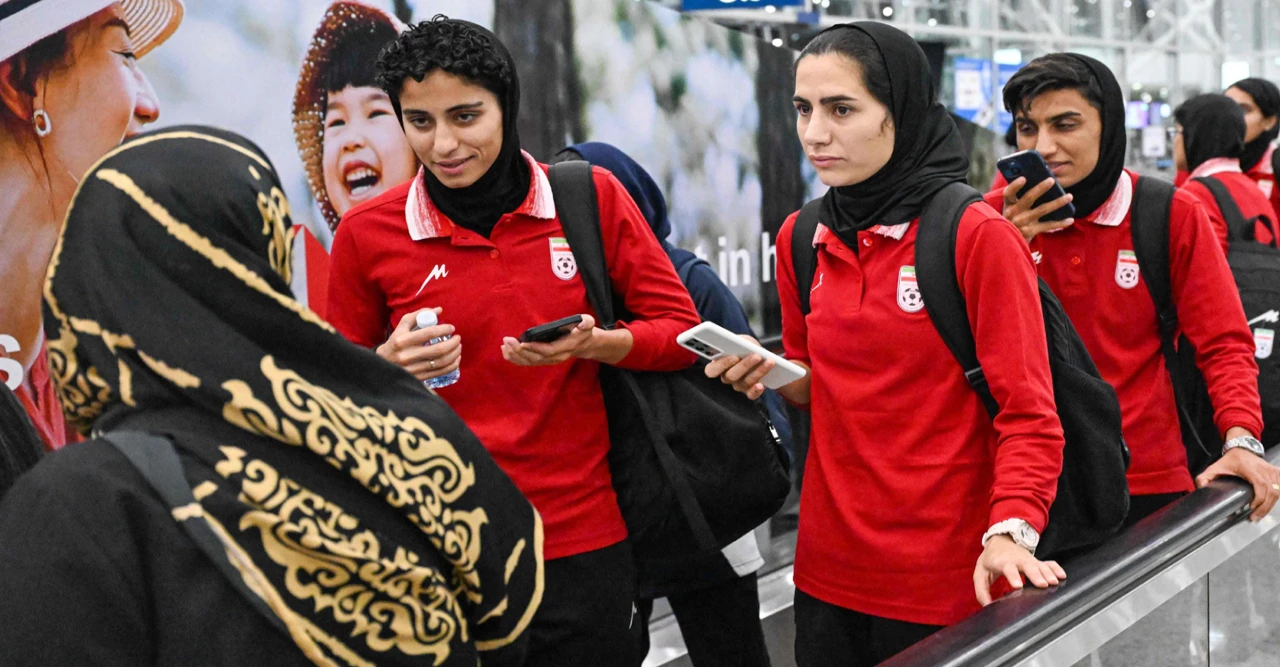 অস্ট্রেলিয়ায় আশ্রয় নেওয়া ইরানি নারী ফুটবলার দেশে ফিরছেন, পরিবার ও নিরাপত্তা বিষয় গুরুত্বপূর্ণ প্রভাব