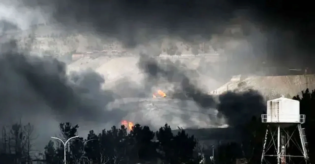 ইরান আক্রমণ হুমকি! খার্গ দ্বীপে হামলা হলে মার্কিন তেল কোম্পানিগুলো ছাইয়ের স্তূপ হবে