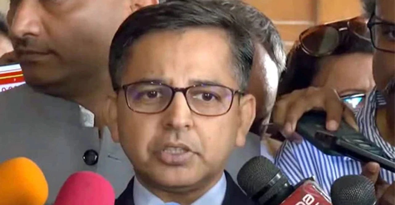 শিগগিরই স্বাভাবিক হবে ভারত-বাংলাদেশ ভিসা কার্যক্রম, জানালেন প্রণয় ভার্মা