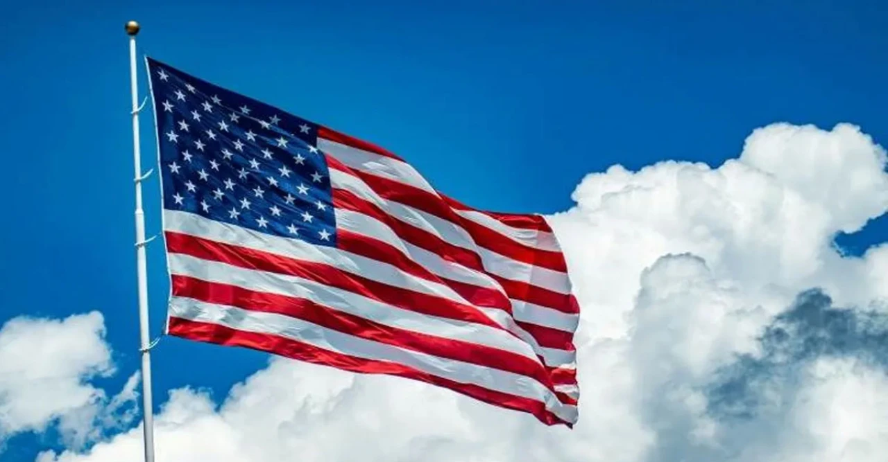 শেষ মুহূর্তের হুঁশিয়ারি! ইরাক-লেবাননে মার্কিন নাগরিকদের জন্য জরুরি বার্তা, বলল ‘এখনই চলে যাও’