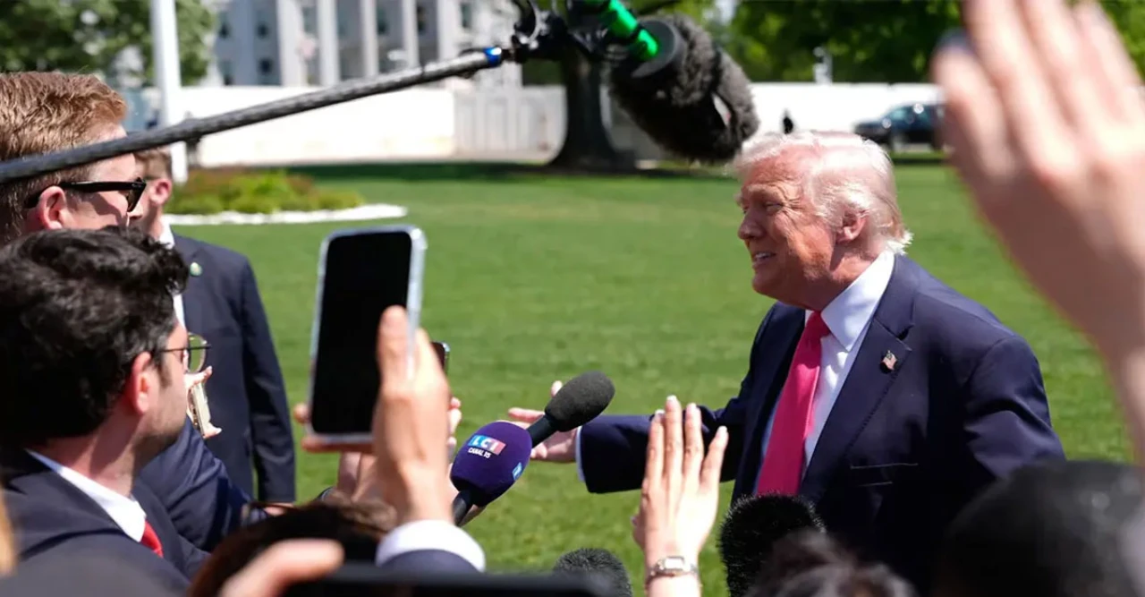 ইউরেনিয়াম হস্তান্তরে রাজি ইরান, ট্রাম্প বলছেন শান্তি চুক্তি এখন একেবারে হাতের নাগালে