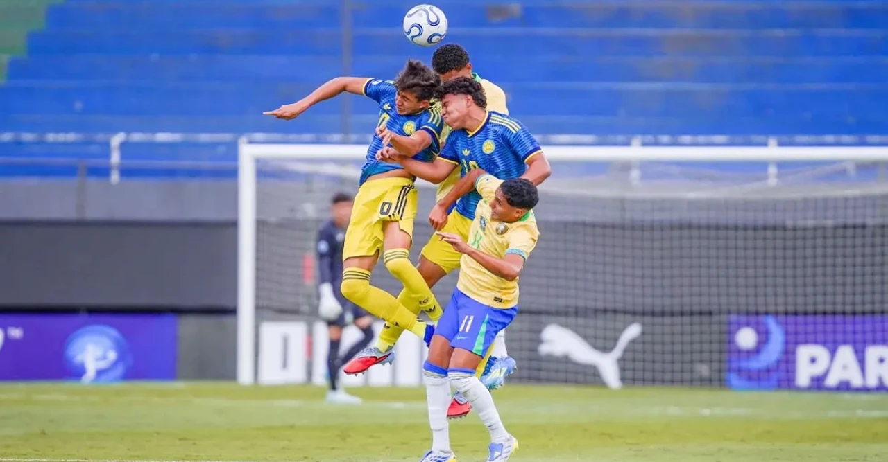 দক্ষিণ আমেরিকা অনূর্ধ্ব-১৭ সেমিফাইনালে কলম্বিয়ার কাছে ৩-০ গোলে হেরে বিদায় ব্রাজিলের