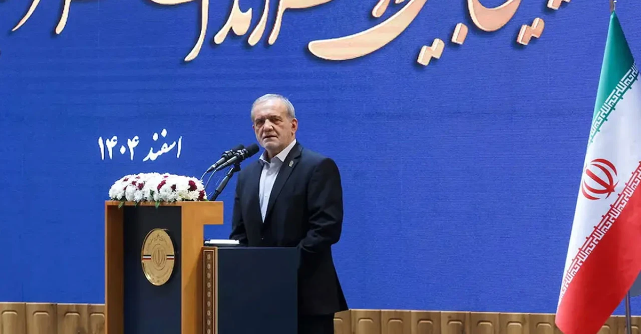 রাগান্বিত ইরানি প্রেসিডেন্ট, প্রশ্ন— ইরানের পারমাণবিক অধিকার কেড়ে নেওয়ার ট্রাম্প কে?