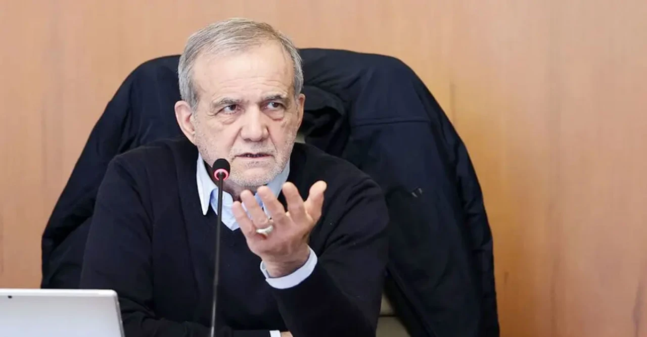 যুক্তরাষ্ট্র-ইরান সংলাপে তিন বাধা তুলে ধরলেন পেজেশকিয়ান, অবরোধ ও হুমকি নিয়ে বাড়ছে উত্তেজনা নতুন করে