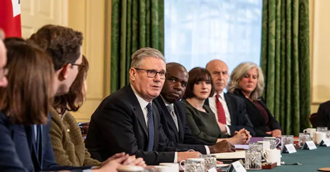 Keir Starmer Preparing to Step Down as Labour Support Collapses, Allies Say