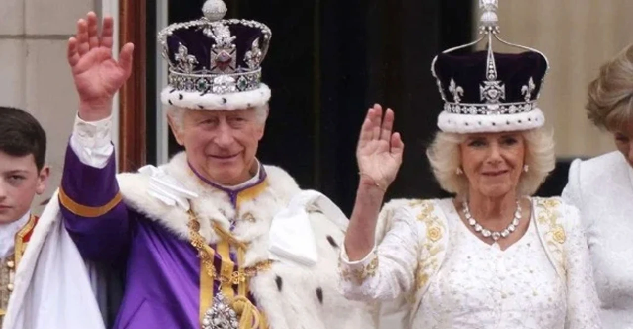 King Charles Breaks Royal Tradition by Publicly Disclosing Tax Payments as He Shuns Buckingham Palace as Primary Residence