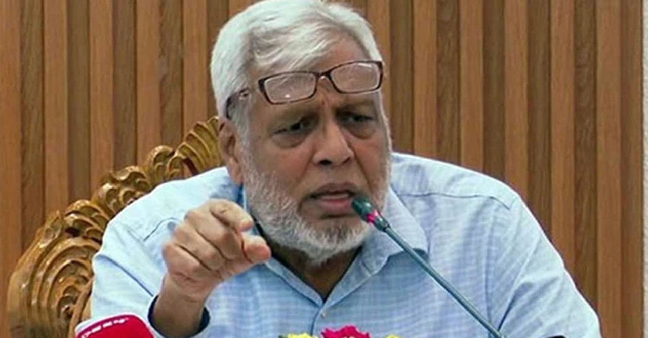 জ্বালানি তেলের দাম কমেছে, বাড়তি ভাড়া নিলেই ব্যবস্থা: উপদেষ্টা