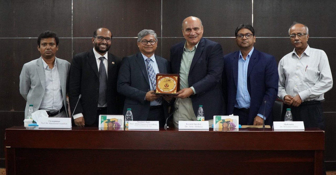 নর্থ সাউথ ইউনিভার্সিটিতে অহিংস প্রতিরোধ ও শান্তিপূর্ণ আন্দোলন নিয়ে গভীর আলোচনা