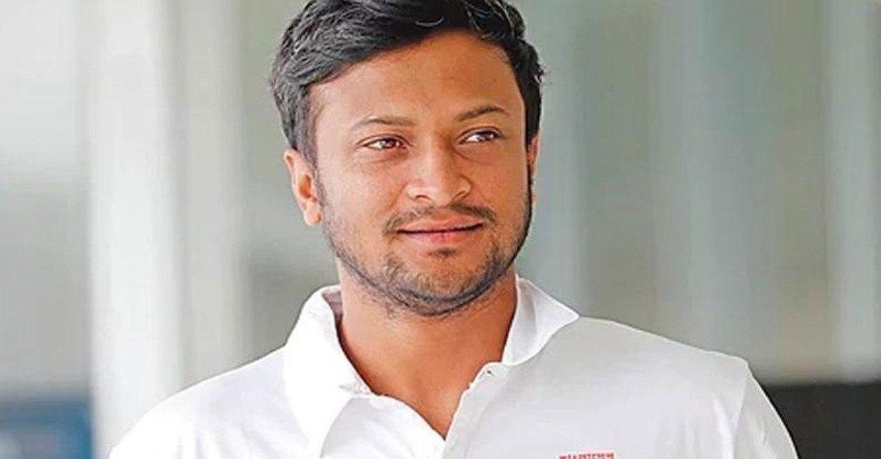 আয়কর হিসাব ও দুর্নীতির অভিযোগ তদন্তে সাকিবের বিরুদ্ধে দুদকে আবেদন