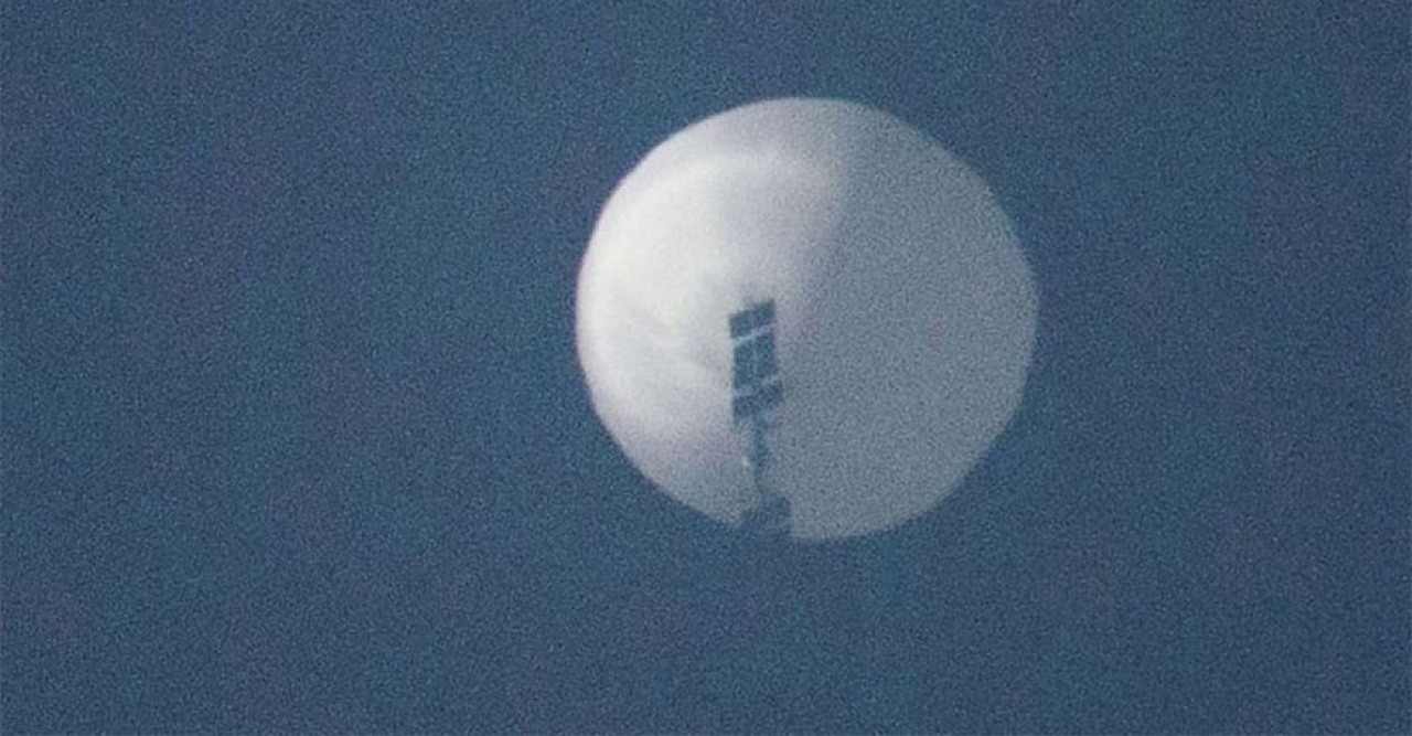 যুক্তরাষ্ট্রের পর এবার কানাডায় দেখা মিলল রহস্যময় বেলুনের