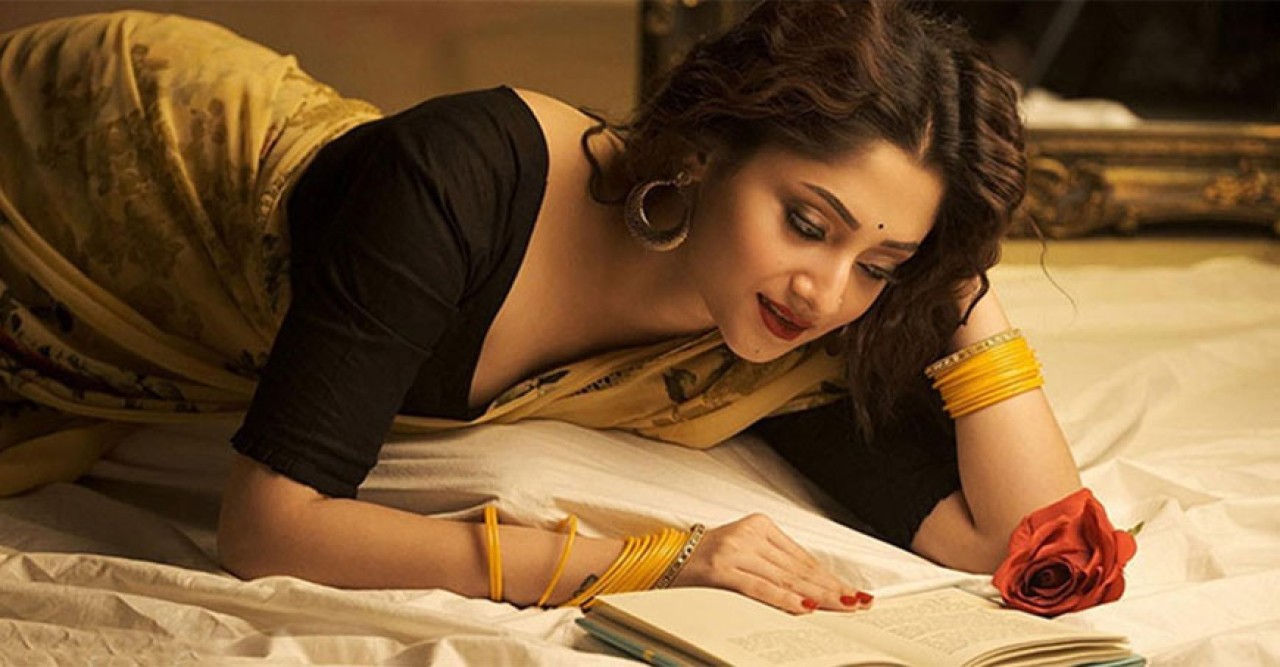 বই প্রকাশ করতে চান পূজা