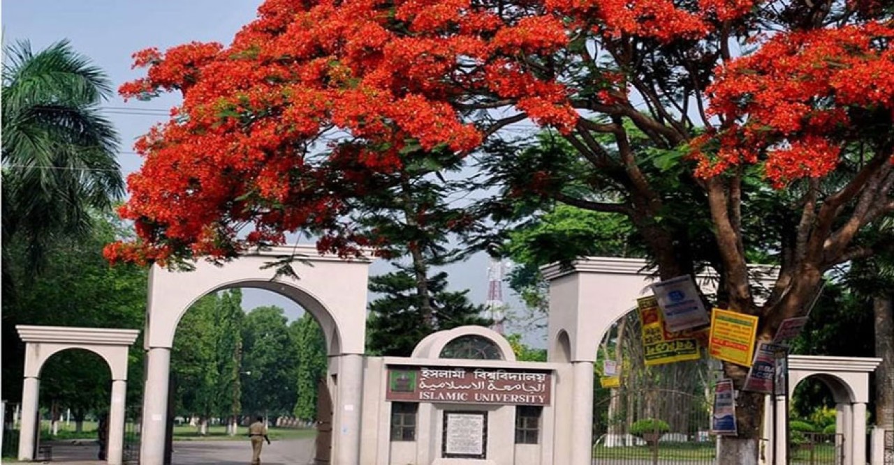 শেষ দিনে এসে শোকজের জবাব দিয়েছে তিন অভিযুক্ত