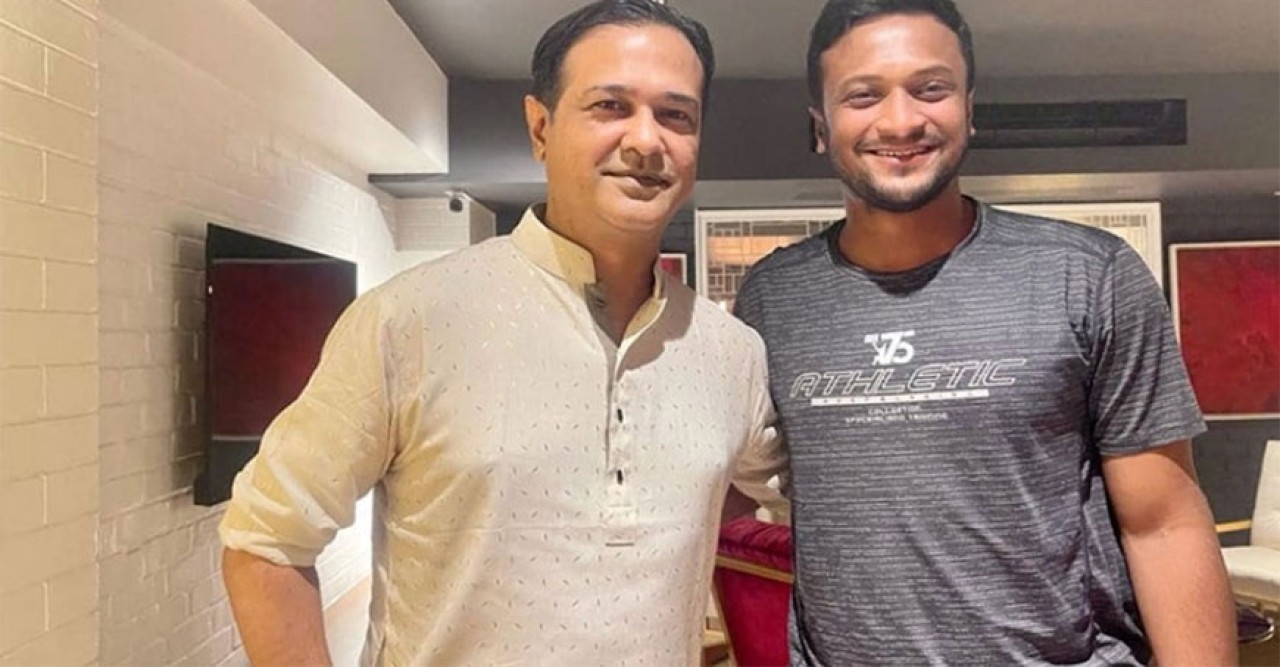 ক্রিকেটার সাকিব আমার বস, আমি সম্মানিত বোধ করছি আসিফ
