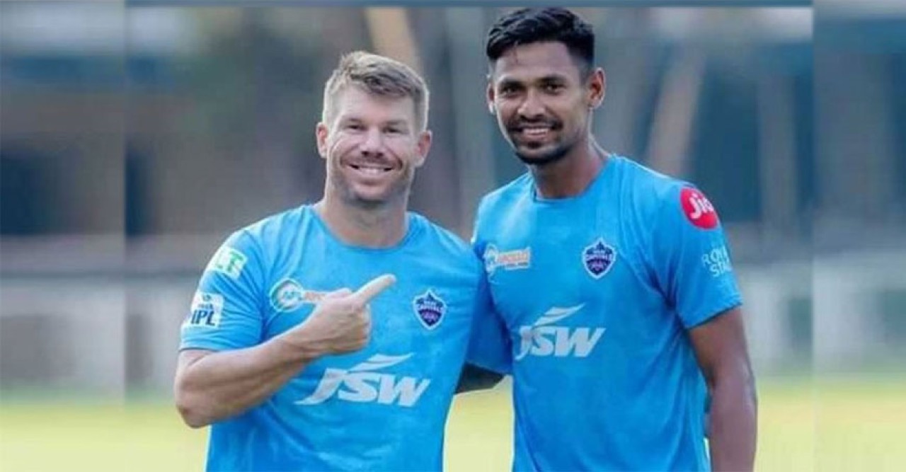 ম্যাচ হারের পর মুস্তাফিজের প্রসংশা করলেন ওয়ার্নার