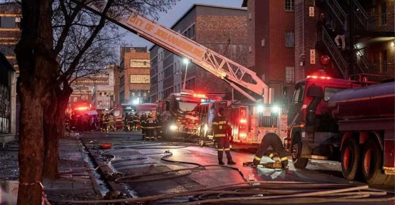 জোহান্সবার্গে এপার্টমেন্ট ব্লকে আগুন, নিহত ৬৩