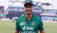 লঙ্কান প্রিমিয়ার লিগে খেলার প্রস্তাব পেলেন তাসকিন