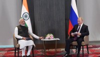 এটা যুদ্ধ করার সময় নয়, দ্বিপাক্ষিক বৈঠকে পুতিনকে বার্তা মোদির