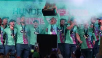 টানা তৃতীয়বার শিরোপা ওভাল ইনভিনসিবলসের! হান্ড্রেড ব‌লে অধিনায়ক বিলিংসের দাপটে রকেটসরা বেখেয়াল
