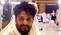 ‘আলহামদুলিল্লাহ, জীবনের সেরা দিন কাটালাম’—পবিত্র কাবা থেকে ফারহানের আবেগঘন বার্তা
