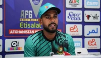 ব্যাটিং ব্যর্থতায় সিরিজ হার, অধিনায়ক মিরাজের দলকে দায়িত্ব নিতে তাগিদ