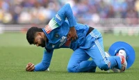 বড় ধাক্কা! প্রাণঘাতী ইনজুরিতে মাঠের বাইরে শ্রেয়াস আইয়ার, বিশ্বকাপও অনিশ্চিত