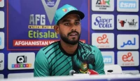 সরকার টাকা দেয় না, উল্টো ৩০ শতাংশ ট্যাক্স দিই—সমালোচকদের কড়া জবাব মিরাজের