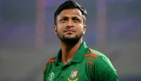 সাকিবকে দলে ফেরানোর হঠাৎ সিদ্ধান্ত, বিসিবির আন্তরিকতা নাকি আলোচনায় থাকতে ‘পাবলিসিটি গেম’