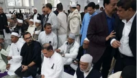 খালেদা জিয়ার রুহের মাগফিরাত কামনায় গুলশান আজাদ মসজিদে তারেক রহমানের দোয়া মাহফিল