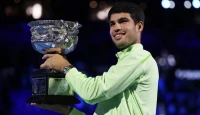 ইতিহাস গড়ে গ্র্যান্ড স্ল্যাম জয়! ২২ বছর বয়সেই জকোভিচকে হারালেন আলকারাজ