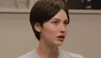 Gracie Abrams Faces Social Media Backlash Over Bold Pixie Cut Amid Candid Nepotism Discussion